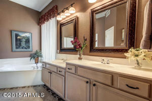 844 W Laurel Ave, Gilbert, AZ 85233 photo 16