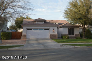 3382 E Lexington Ct, Gilbert, AZ 85234 photo 2