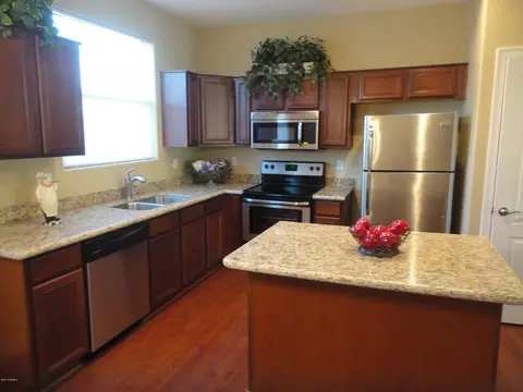123 W Beth Dr, Phoenix, AZ 85041 photo 2