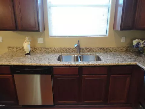 123 W Beth Dr, Phoenix, AZ 85041 photo 4
