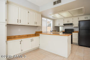 3017 E Hampton Cir, Mesa, AZ 85204 photo 2