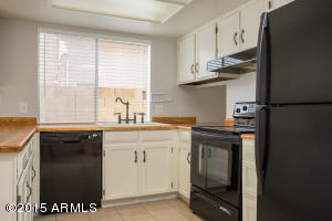 3017 E Hampton Cir, Mesa, AZ 85204 photo 5