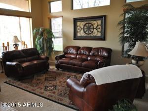 4070 E Laurel Ave, Gilbert, AZ 85234 photo 2