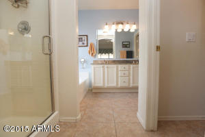 190 W Smoke Tree Rd, Gilbert, AZ 85233 photo 29