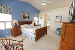 190 W Smoke Tree Rd, Gilbert, AZ 85233 photo 8