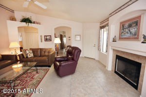 190 W Smoke Tree Rd, Gilbert, AZ 85233 photo 4