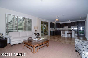 3612 E Abraham Ln, Phoenix, AZ 85050 photo 3