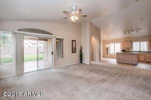 103 W Morrow Dr, Phoenix, AZ 85027 photo 4