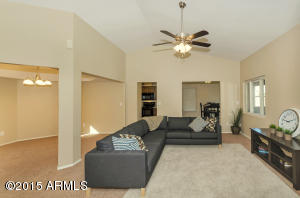 6728 E Ivy St, Mesa, AZ 85205 photo 2