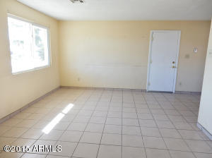 1302 E Christy Dr, Phoenix, AZ 85020 photo 3