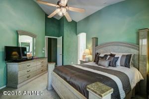 3301 E Maldonado Dr, Phoenix, AZ 85042 photo 9