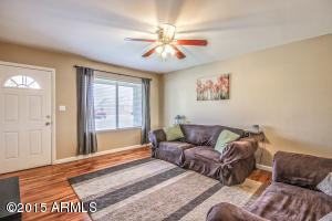 548 S 34th Pl, Mesa, AZ 85204 photo 4