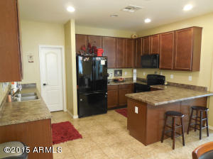 971 S Brewer Dr, Gilbert, AZ 85296 photo 5