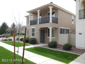 971 S Brewer Dr, Gilbert, AZ 85296 photo 1