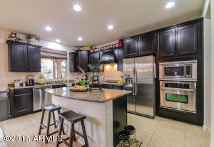 3755 E Matthew Dr, Phoenix, AZ 85050 photo 4