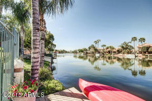 1832 E Monarch Bay Dr, Gilbert, AZ 85234 photo 1