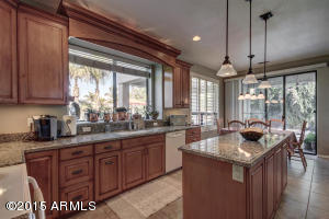 1832 E Monarch Bay Dr, Gilbert, AZ 85234 photo 5