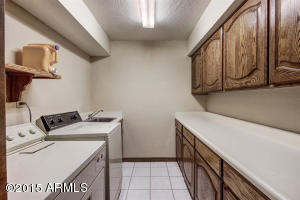 1911 Ellis Cir, Mesa, AZ 85203 photo 29