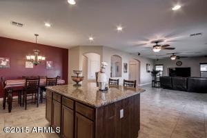 2936 E Santa Fe Ln, Gilbert, AZ 85297 photo 8