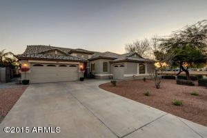 2745 E Michelle Way, Gilbert, AZ 85234 photo 2