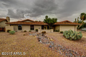 752 E Braeburn Dr, Phoenix, AZ 85022 photo 4