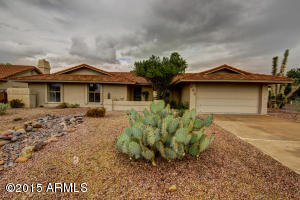 752 E Braeburn Dr, Phoenix, AZ 85022 photo 3