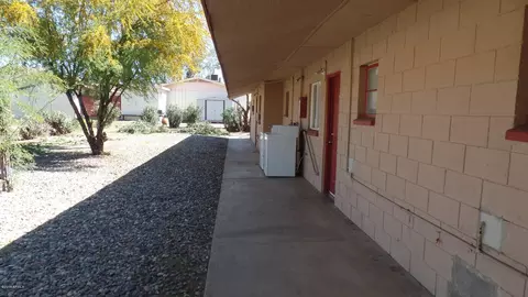 9225 N 5th St, Phoenix, AZ 85020 photo 2
