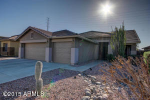 3473 S Joshua Tree Ln, Gilbert, AZ 85297 photo 2