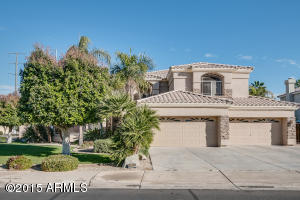 2018 E Amber Ln, Gilbert, AZ 85296 photo 2