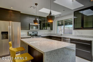 2873 E Beryl Ave, Phoenix, AZ 85028 photo 9