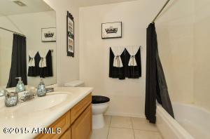 1507 E Desert Ln, Phoenix, AZ 85042 photo 24