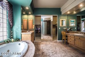 2733 Evans Dr, Phoenix, AZ 85032 photo 4