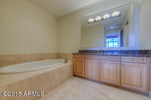 2 Biltmore Ests #314, Phoenix, AZ 85016 photo 12