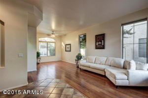 517 E Stottler Dr, Gilbert, AZ 85296 photo 4