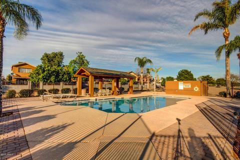 734 E Sack Dr, Phoenix, AZ 85024 photo 5