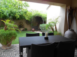 2943 N 48th Pl, Phoenix, AZ 85018 photo 8