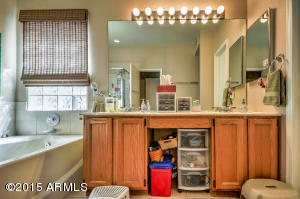 61 W Melody Dr, Gilbert, AZ 85233 photo 15