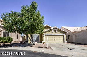 61 W Melody Dr, Gilbert, AZ 85233 photo 1