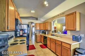 61 W Melody Dr, Gilbert, AZ 85233 photo 7