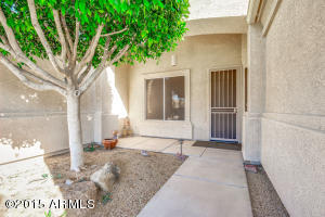 9556 E Grandview St, Mesa, AZ 85207 photo 4