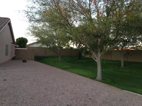 5734 E Flower Cir, Mesa, AZ 85206 photo 2
