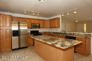 3535 E Sahuaro Dr, Phoenix, AZ 85028 photo 2