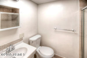 3302 E Mitchell Dr, Phoenix, AZ 85018 photo 18