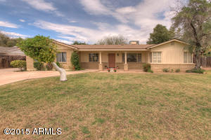 3302 E Mitchell Dr, Phoenix, AZ 85018 photo 1