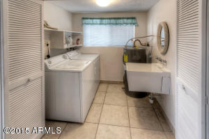 3302 E Mitchell Dr, Phoenix, AZ 85018 photo 10