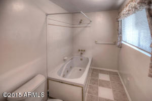 3302 E Mitchell Dr, Phoenix, AZ 85018 photo 14