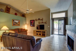 817 E Rosemonte Dr, Phoenix, AZ 85024 photo 2