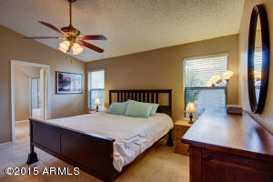 817 E Rosemonte Dr, Phoenix, AZ 85024 photo 5