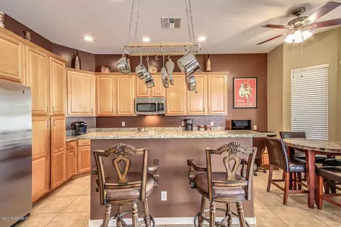 6754 S Pinehurst Dr, Gilbert, AZ 85298 photo 12