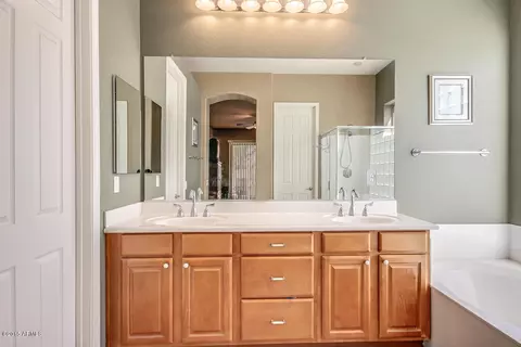 6754 S Pinehurst Dr, Gilbert, AZ 85298 photo 22